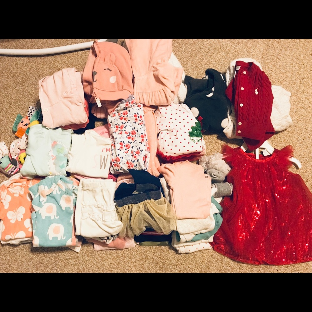 **NOT AVAILABLE**LOT OF BABYCLOTHES (3Mo.& 3-6Mo.)